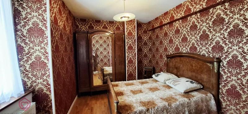 Maison de village - 227 m² - 9 pièces