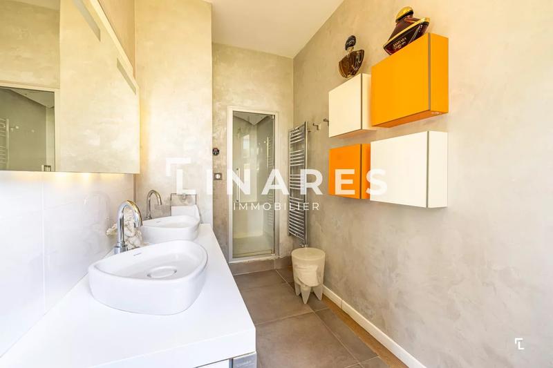 Appartement - 126 m² - 5 pièces