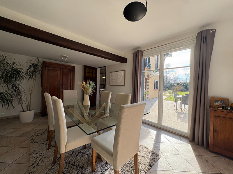 Maison - 160 m² - 6 pièces