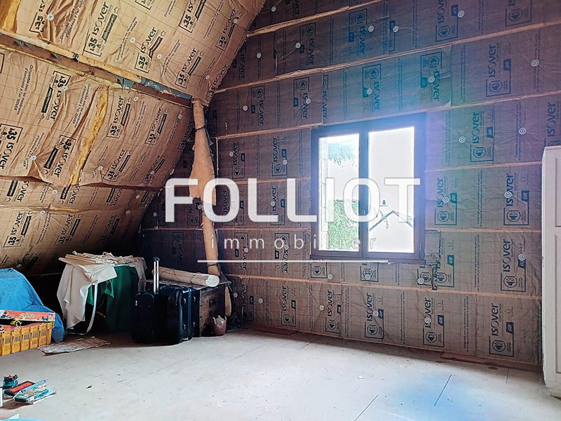 Maison - 235 m² - 7 pièces