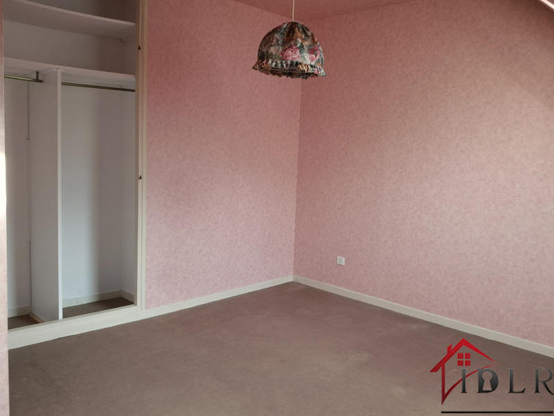 Maison - 90 m² - 6 pièces