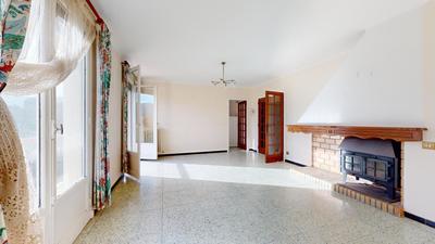 Maison - 206 m² - 9 pièces