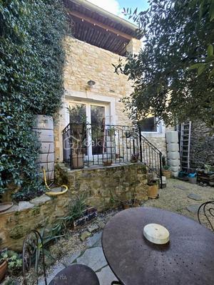 Maison de ville - 69 m² - 4 pièces