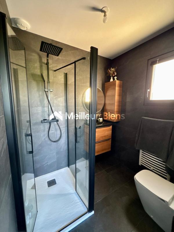 Pavillon - 107 m² - 6 pièces