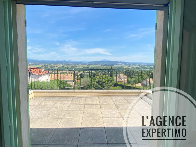 Maison - 181 m² - 5 pièces