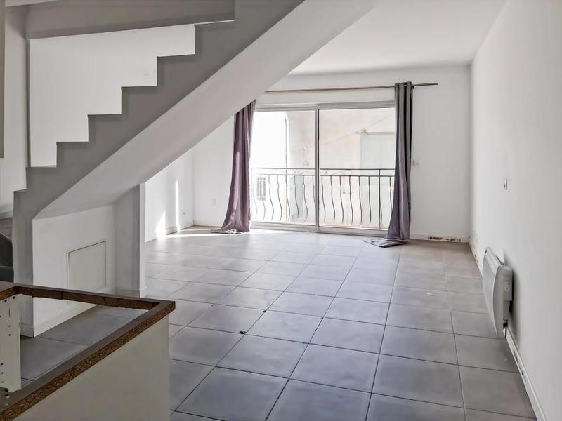 Maison - 280 m² - 4 pièces