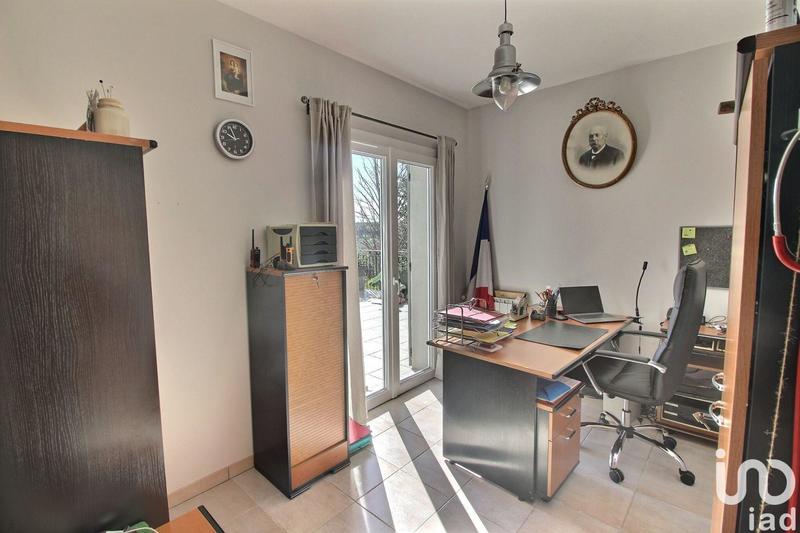 Maison - 275 m² - 5 pièces