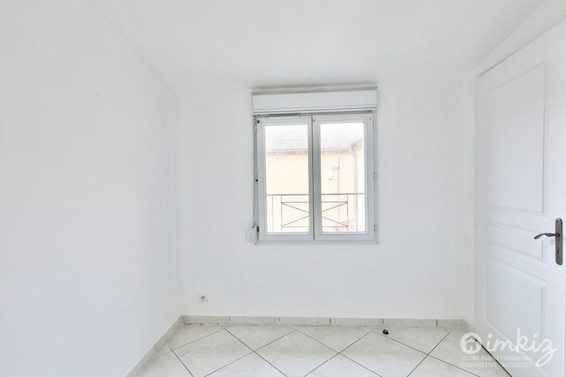 Maison - 139 m² - 8 pièces