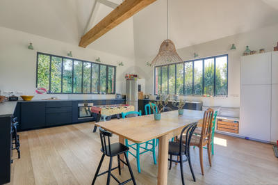 Maison - 185 m² - 7 pièces