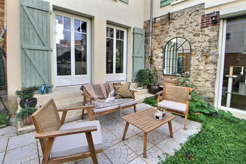 Maison - 165 m² - 6 pièces