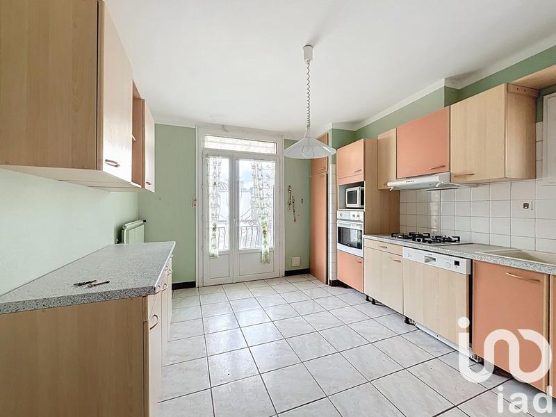 Maison - 186 m² - 10 pièces