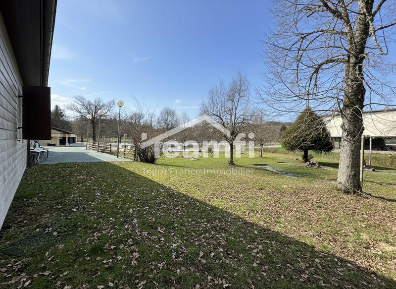 Local commercial - 250 m²