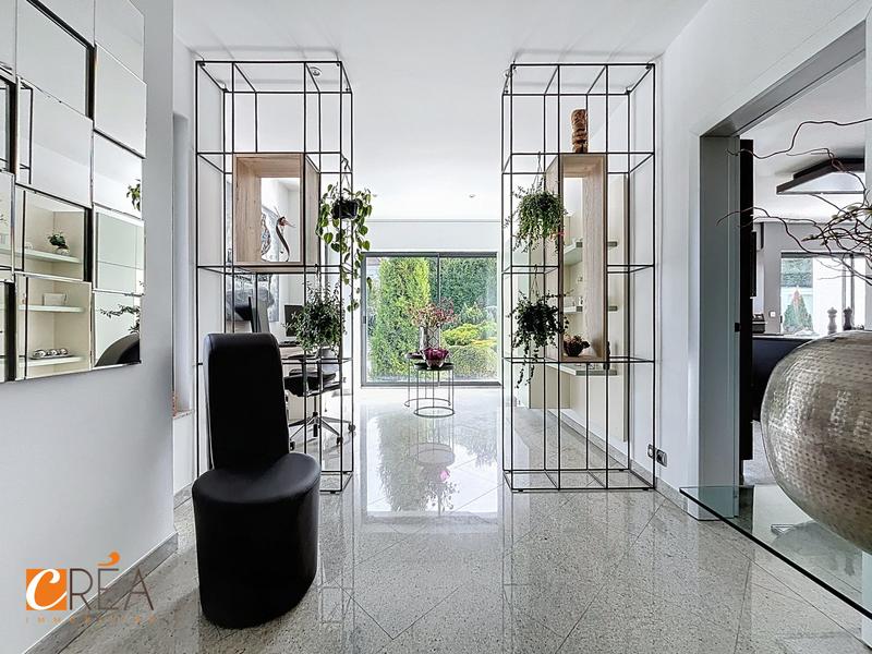 Villa - 325 m² - 7 pièces