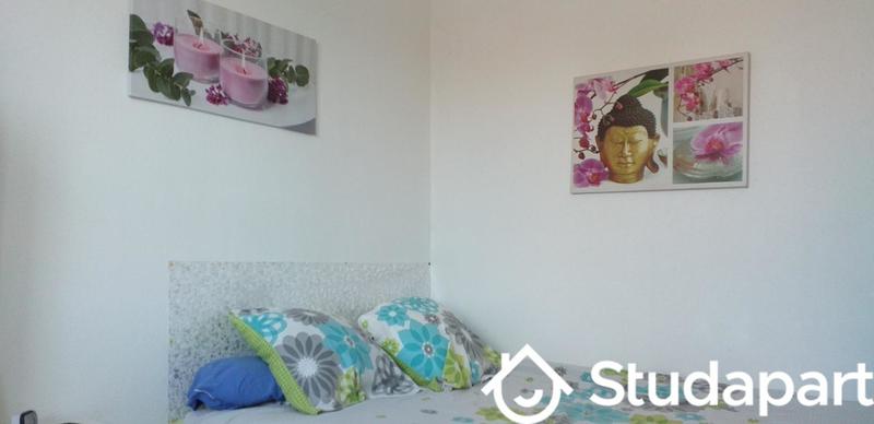 Chambre - 10 m² - 1 pièce