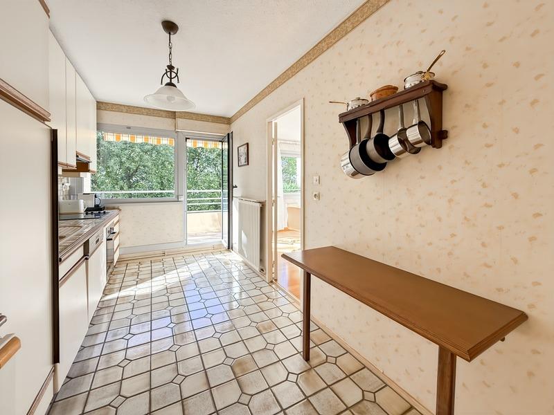 Appartement - 81 m² - 4 pièces