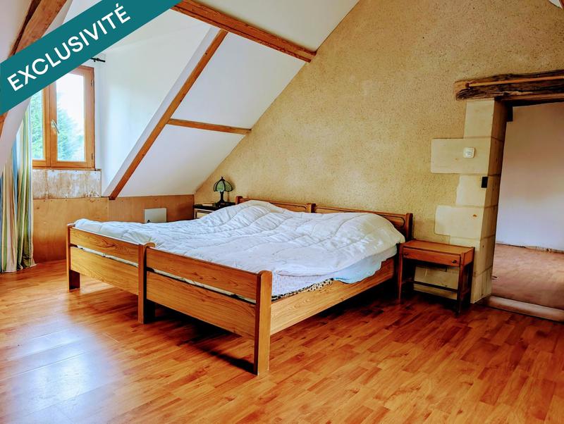 Maison - 242 m² - 7 pièces