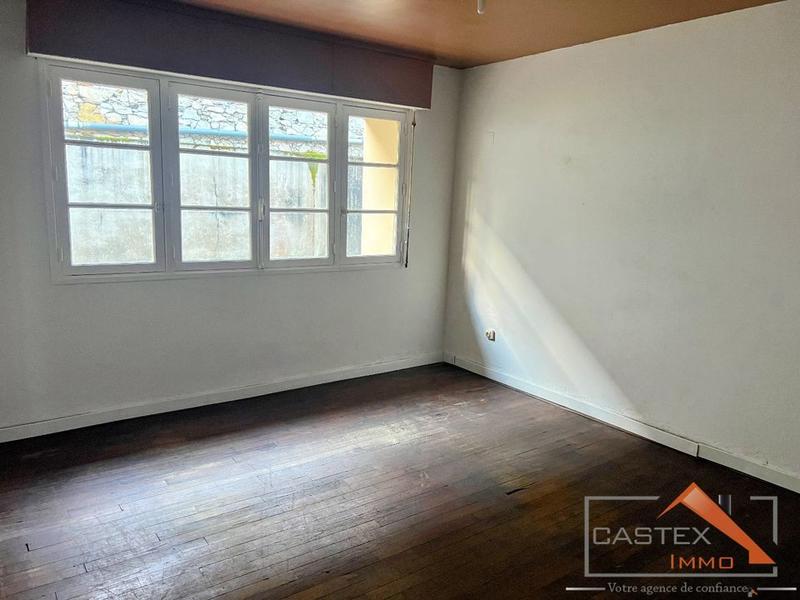 Maison - 187 m² - 7 pièces