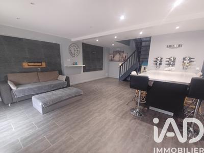 Maison - 93 m² - 4 pièces