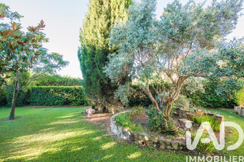 Maison - 195 m² - 7 pièces