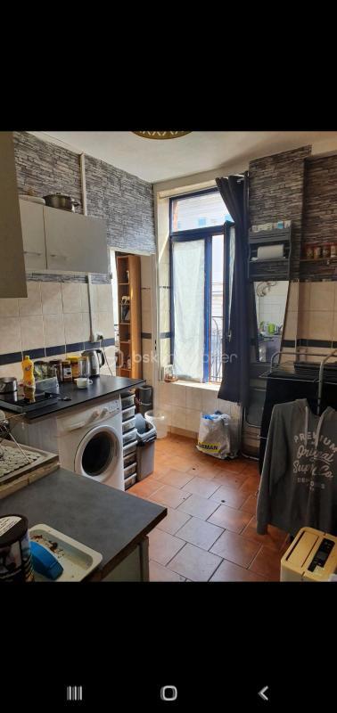 Immeuble - 65 m² - 6 pièces