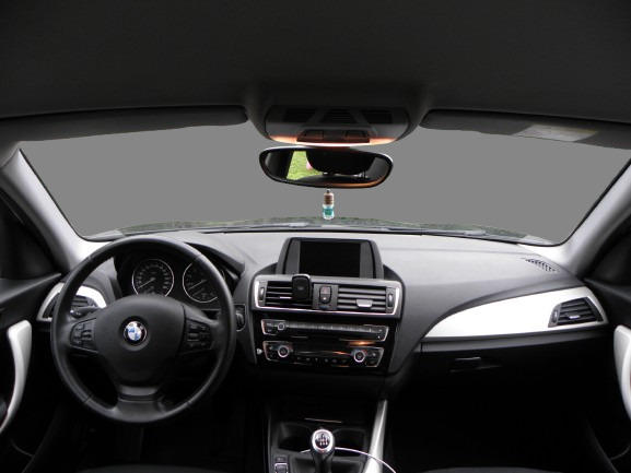 Bmw Série 1 118i 136 Ch Lounge 5 Portes