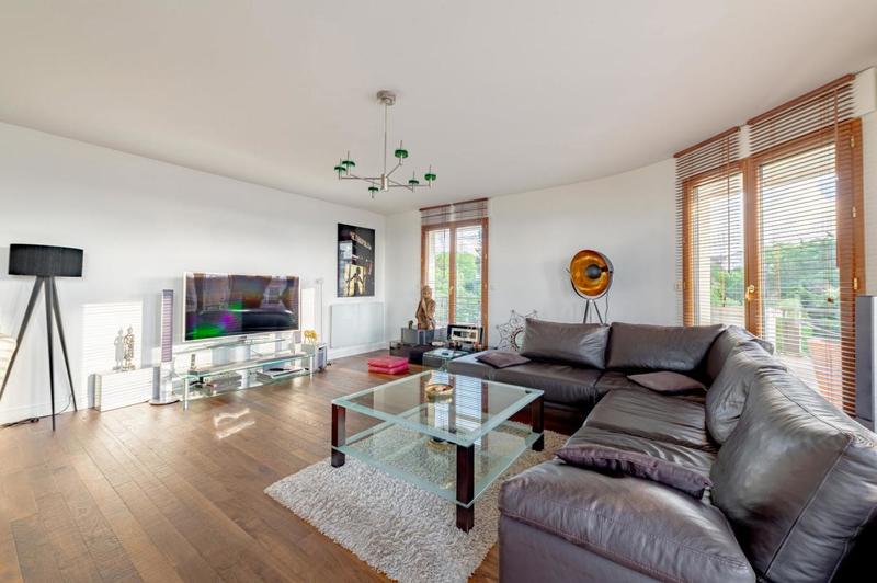 Appartement - 81 m² - 3 pièces