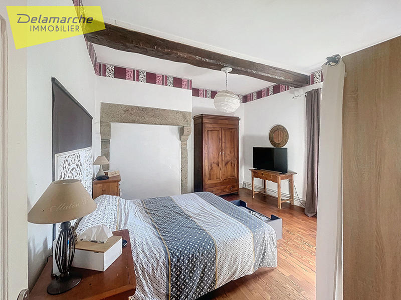 Maison - 188 m² - 8 pièces