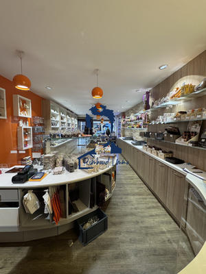 Fonds de commerce - 153 m²