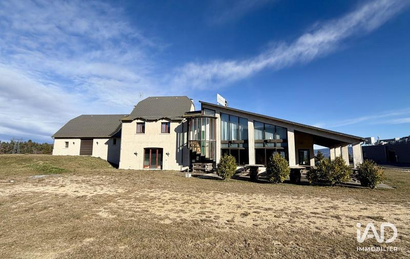 Local commercial - 352 m²