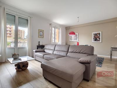 Appartement - 83 m² - 3 pièces