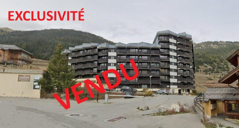 Parking / Garage - 12 m²