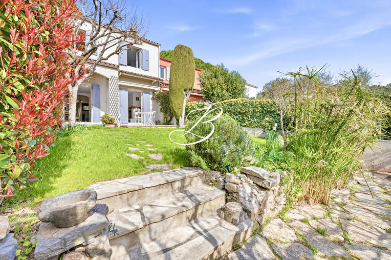 Maison - 89 m² - 4 pièces