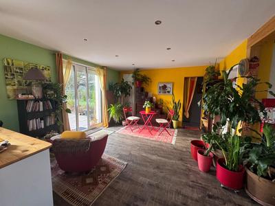 Maison - 110 m² - 4 pièces