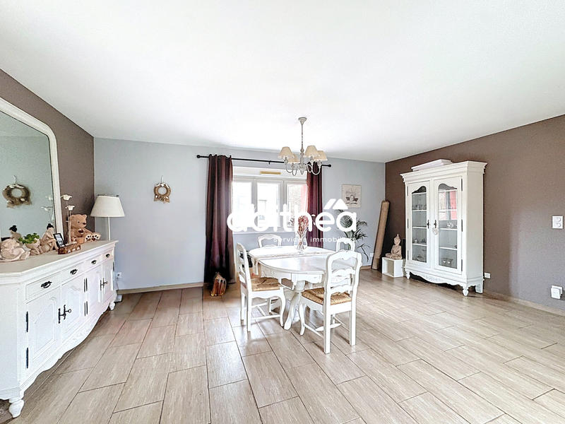 Maison - 172 m² - 5 pièces