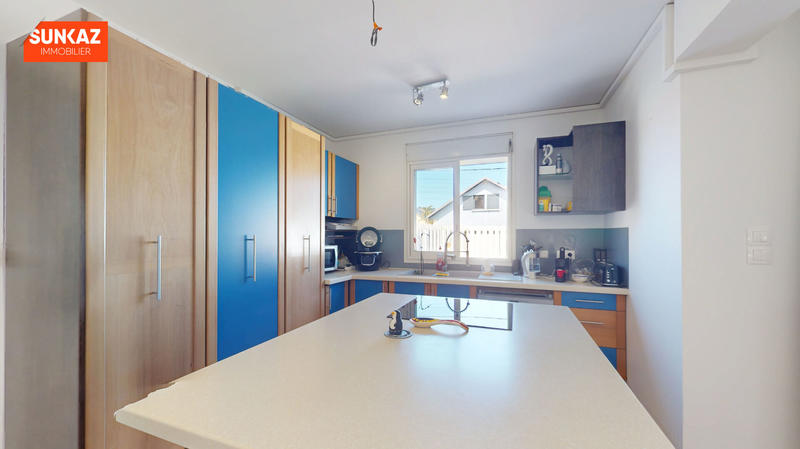 Maison - 92 m² - 5 pièces