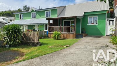 Maison - 250 m² - 12 pièces