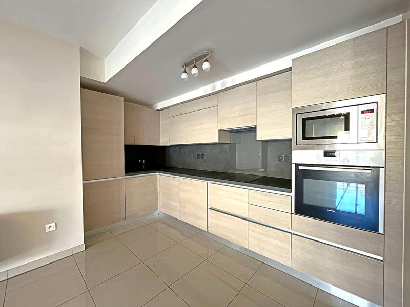 Appartement - 76 m² - 3 pièces