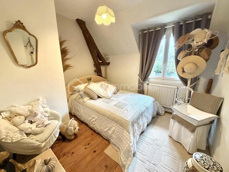 Chaumière - 170 m² - 7 pièces