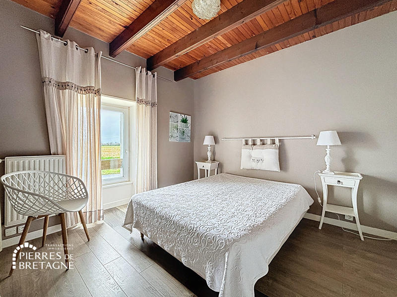 Longère - 270 m² - 10 pièces