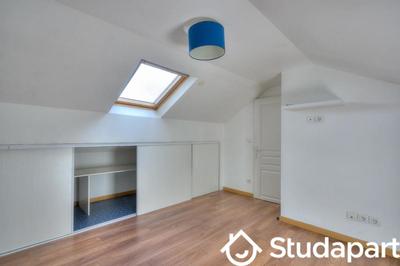 Chambre - 10 m² - 1 pièce