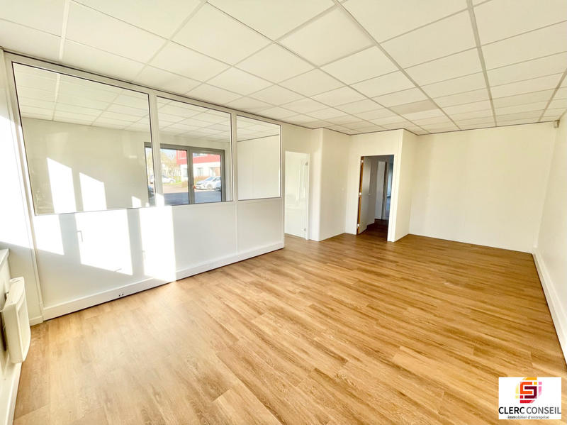 Bureau - 217 m²