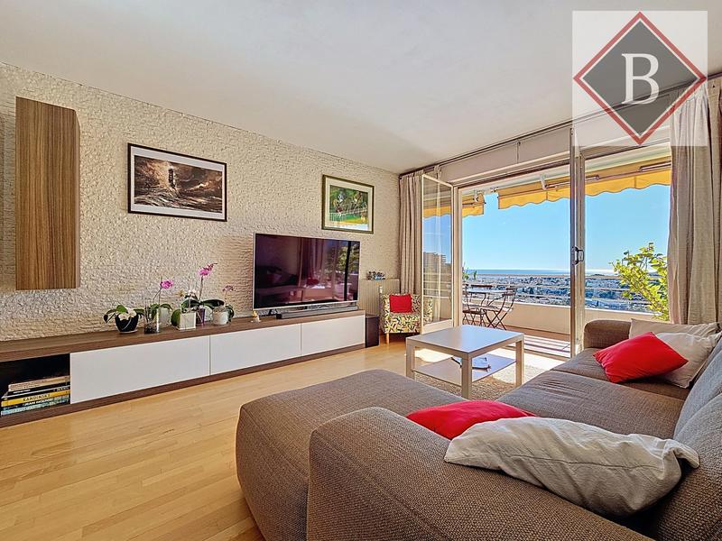 Appartement - 93 m² - 4 pièces