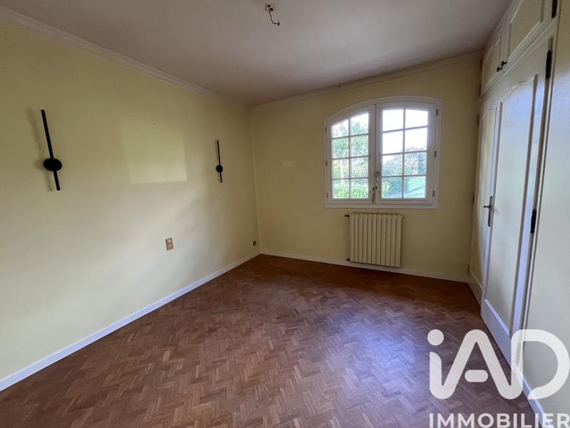 Maison - 181 m² - 5 pièces