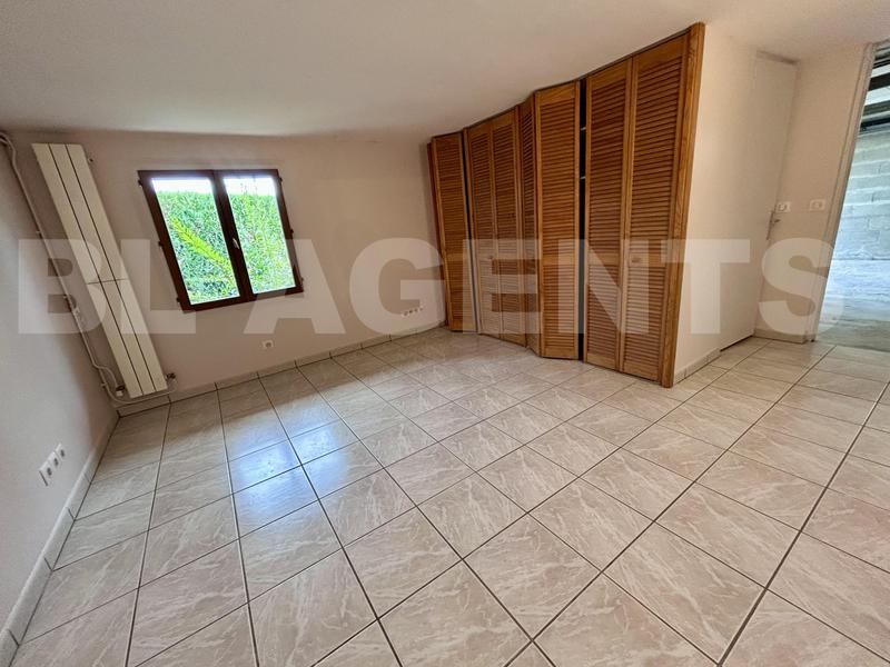 Maison traditionnelle - 115 m² - 6 pièces