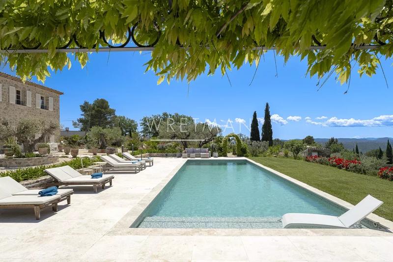 Bastide - 328 m² - 8 pièces