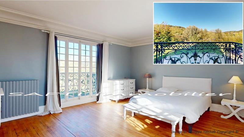 Maison - 191 m² - 9 pièces