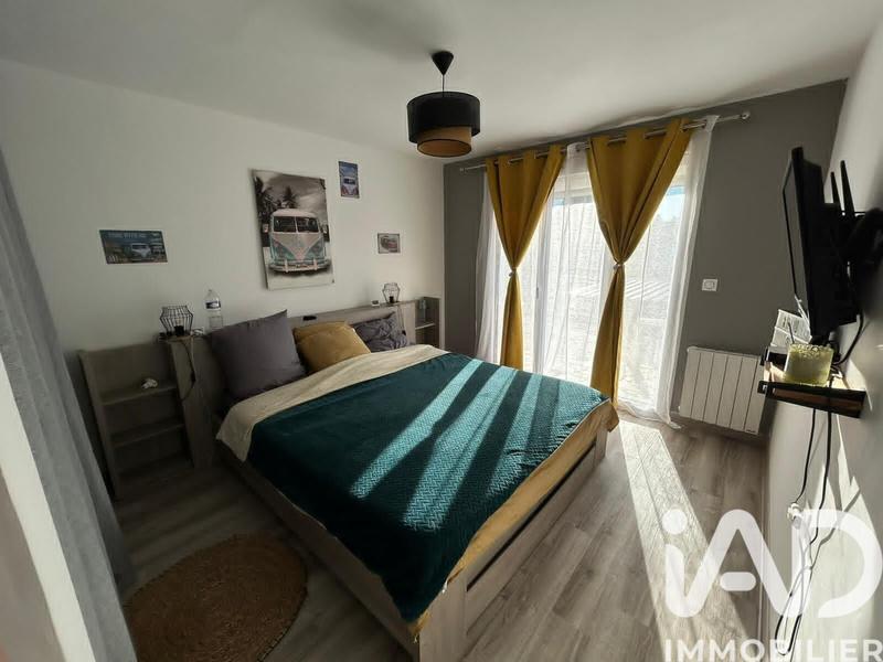 Maison - 99 m² - 5 pièces