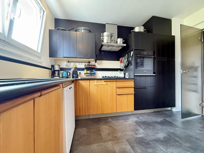 Appartement - 115 m² - 6 pièces