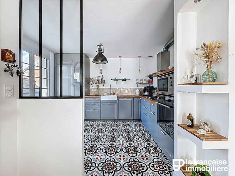 Maison - 90 m² - 5 pièces