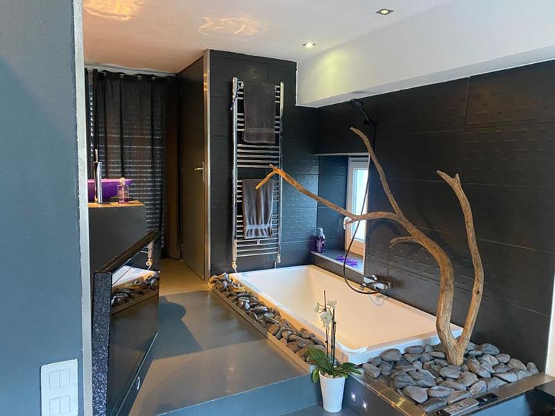 Maison - 185 m² - 7 pièces